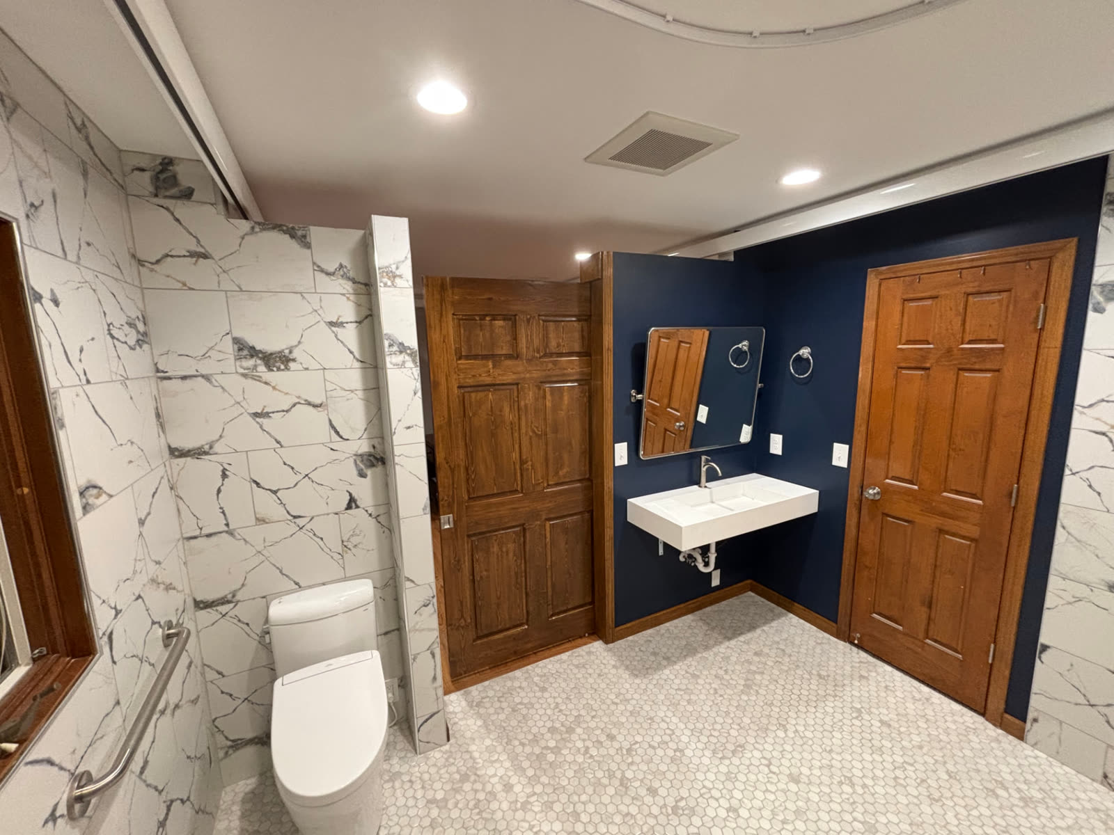 Accessible Vanities & Toilets